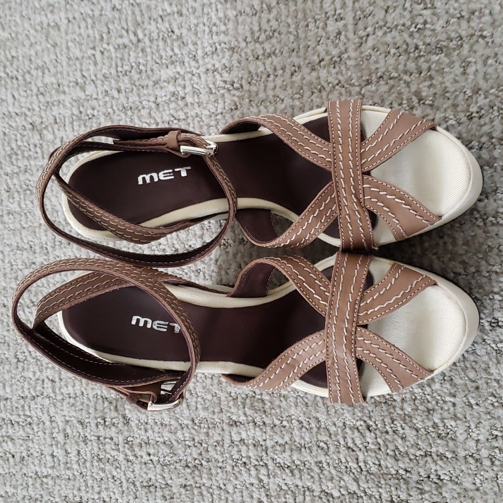 MET Italian made wedge shoes 6